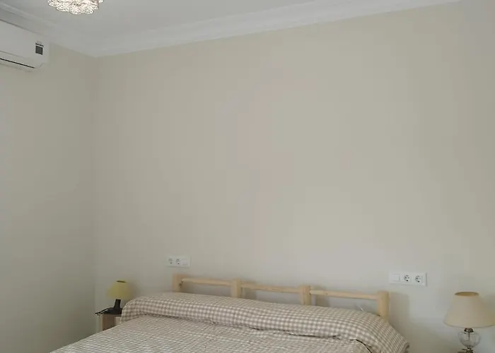 Naranjo מלון 4*