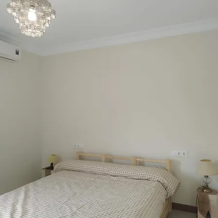 Naranjo Villa *